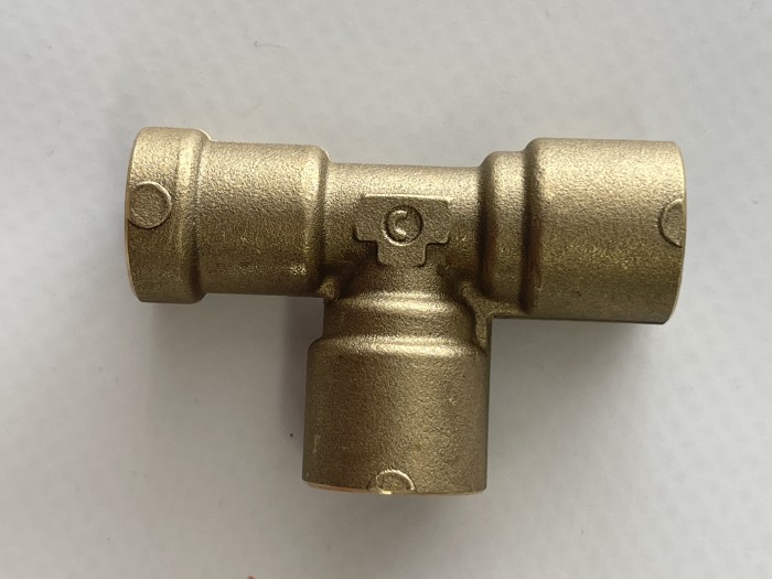 Фитинг тройник 8-8-8 Camozzi 9540