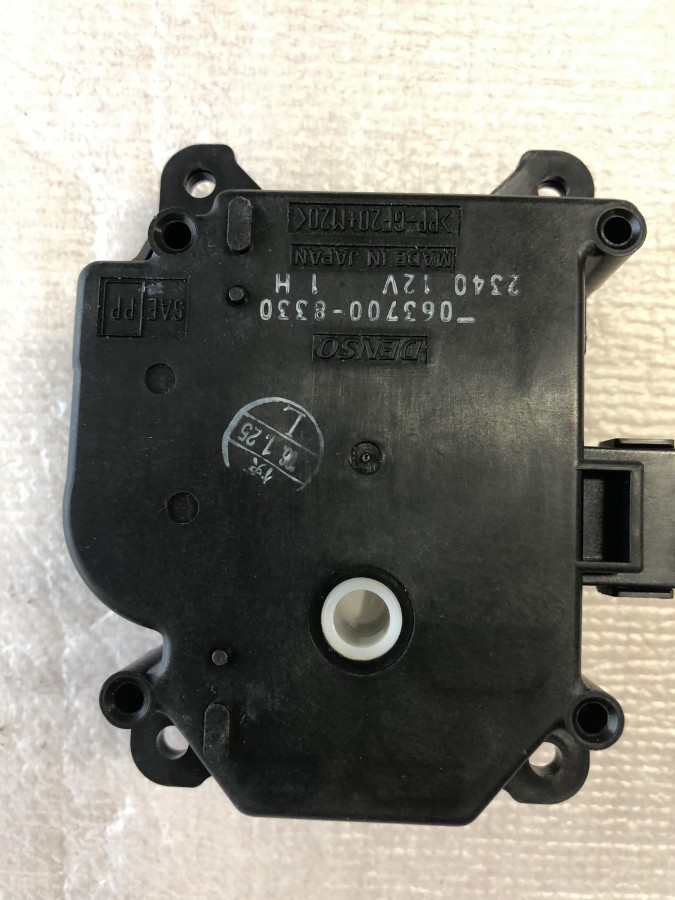 Мотор заслонки печки TOYOTA CAMRY V30 LEXUS ES300 8710633220