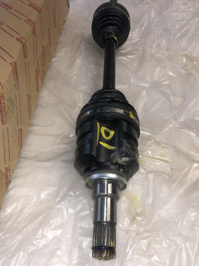 Вал привода левый TOYOTA 4342020294