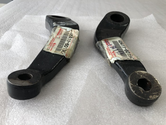 Сошка рулевого механизма TOYOTA LAND CRUISER 4541160190