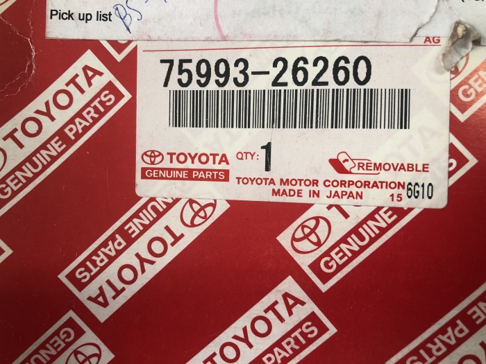 Наклейка TOYOTA HIACE 7599326260