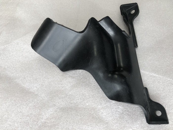 Защита топливопровода TOYOTA RAV4 ACA20 7764142030