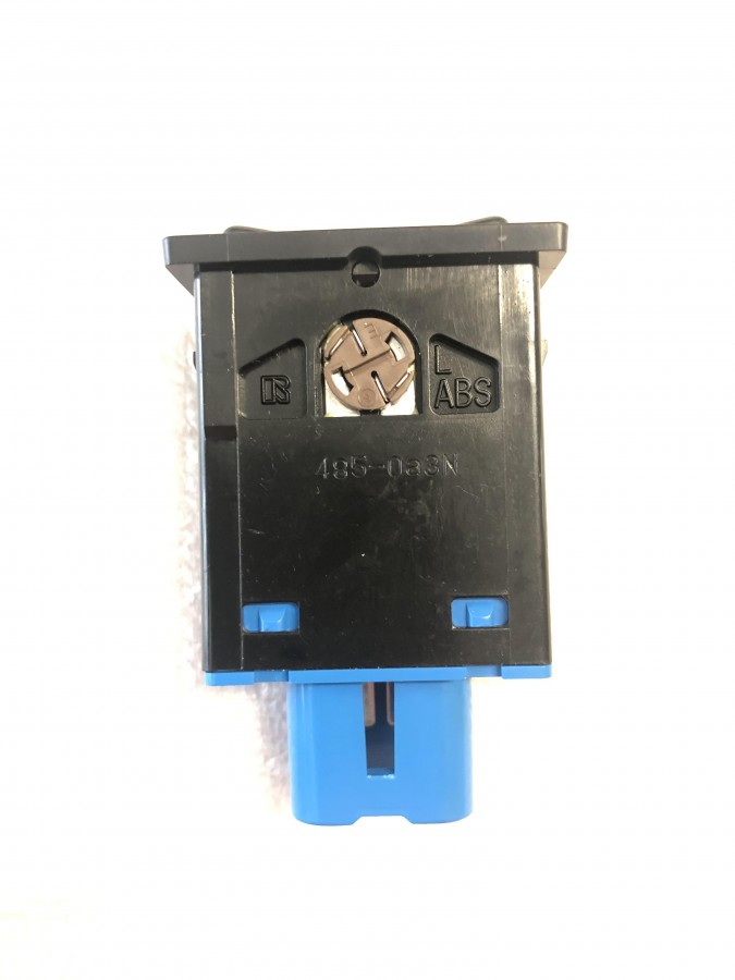 Выключатель подогрева сидений TOYOTA COROLLA E120 2001-2006 8475102010