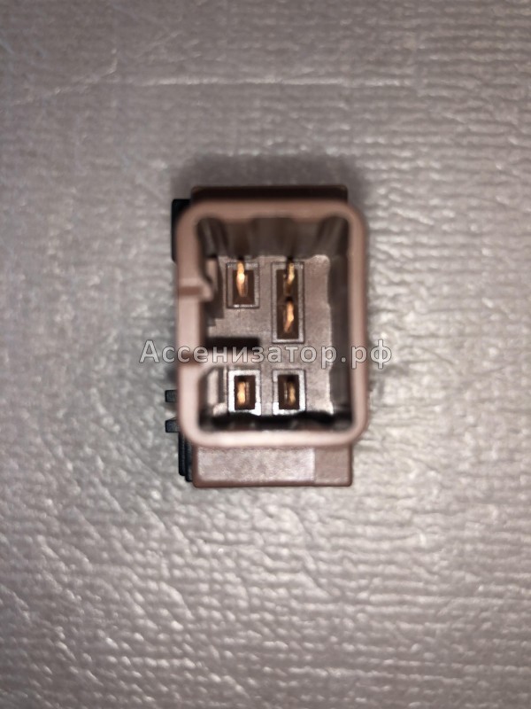 Выключатель подогрева сидения Lexus RX300 8475148030