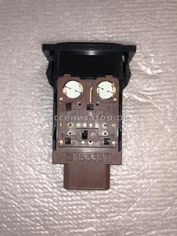 Выключатель подогрева сидения Lexus RX300 8475148030