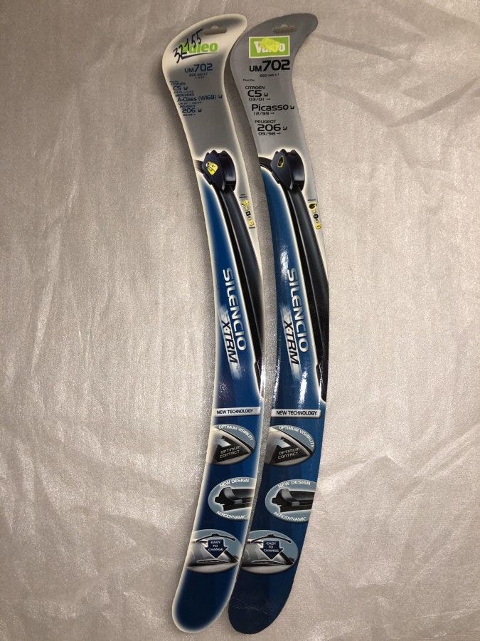 Щетка стеклоочистителя VALEO 650 мм UM702 567949