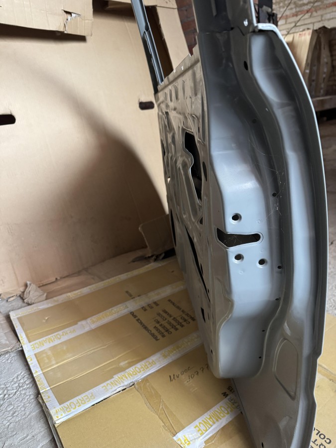 Дверь правая передняя Toyota Land Cruiser 100 1998-2007 6700160443 новая