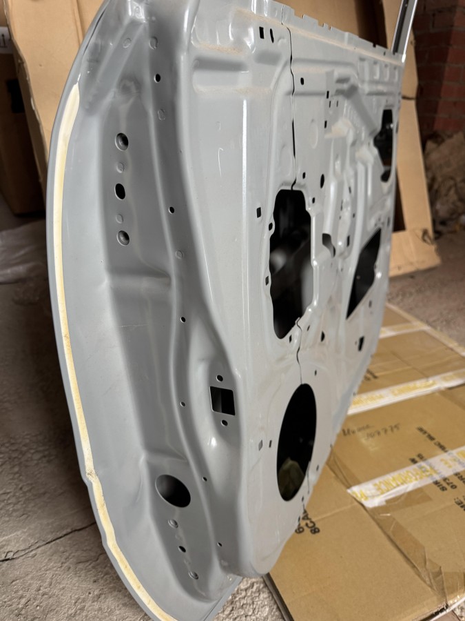 Дверь правая передняя Toyota Land Cruiser 100 1998-2007 6700160443 новая