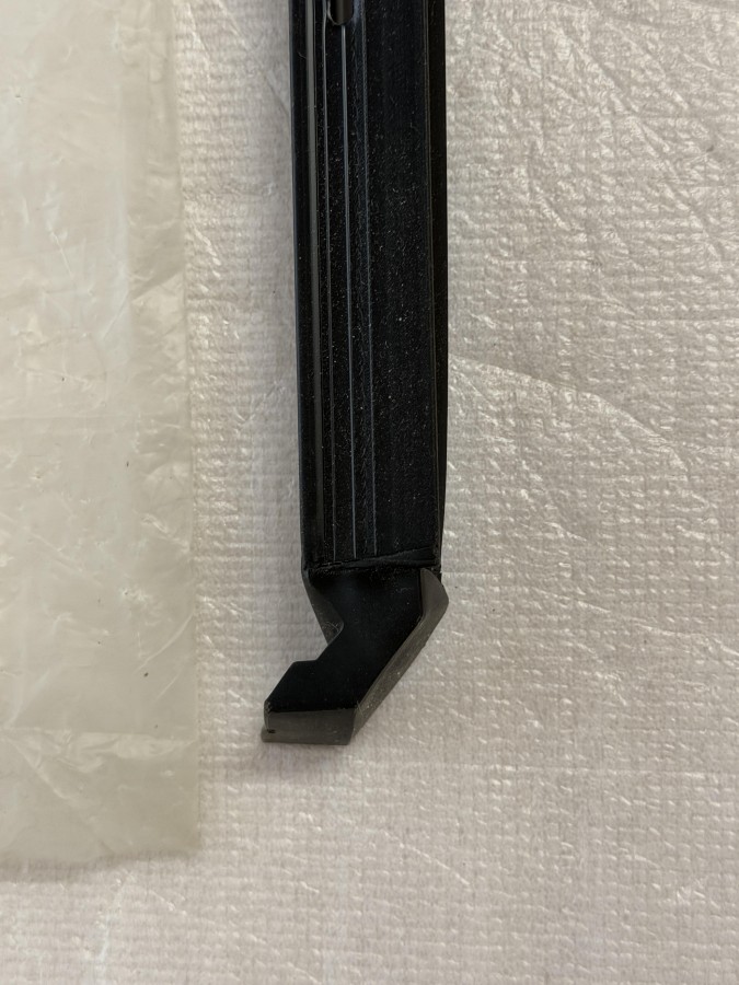 Молдинг ветрового стекла TOYOTA LC 100 7553360060